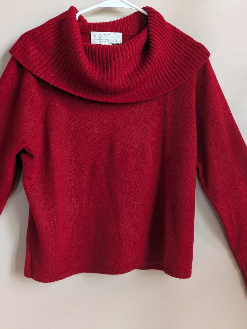norton mcnaughton size L red cowl neck acrylic sweater long sleeve soft #723